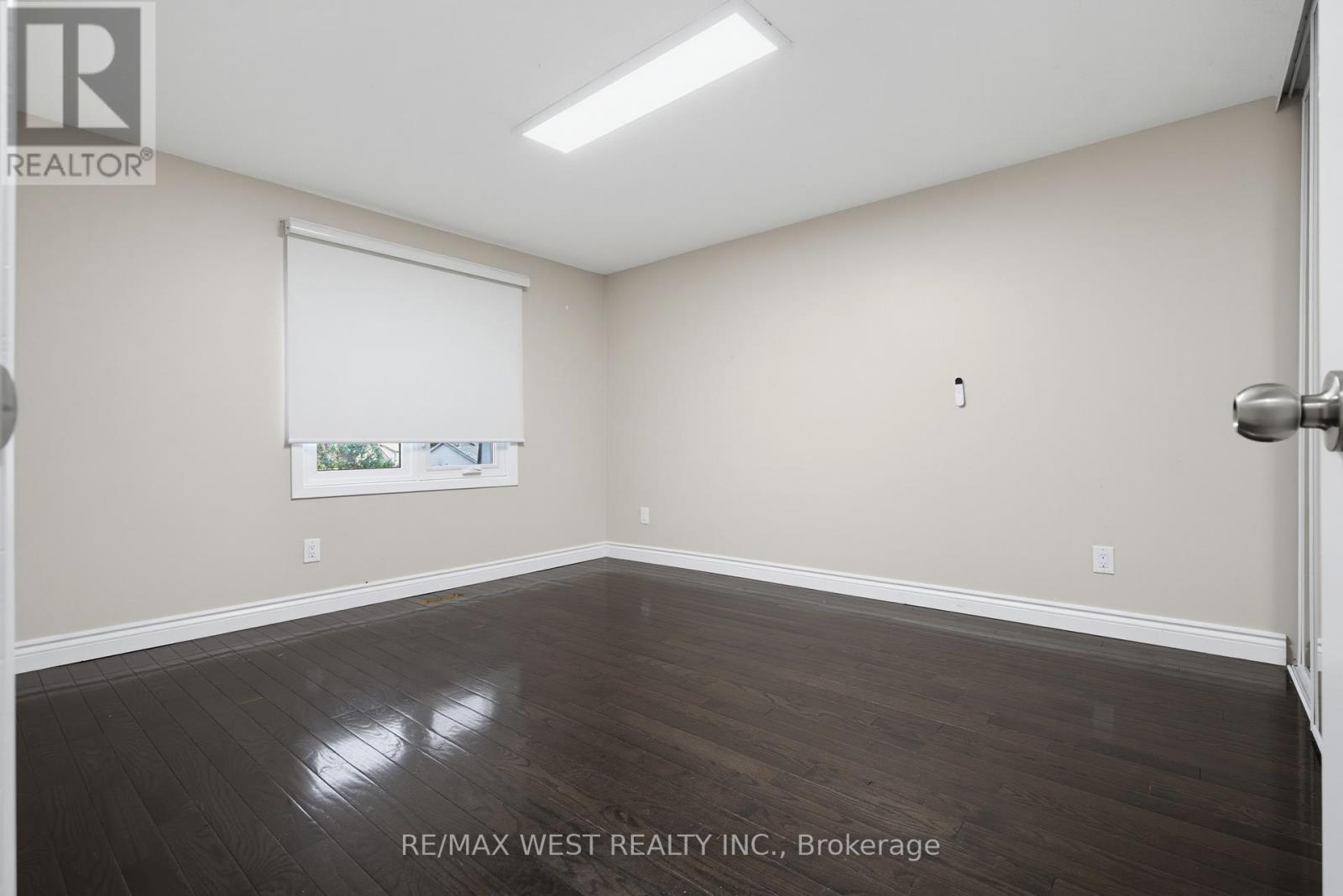 24 PRIMROSE CRESCENT - 17