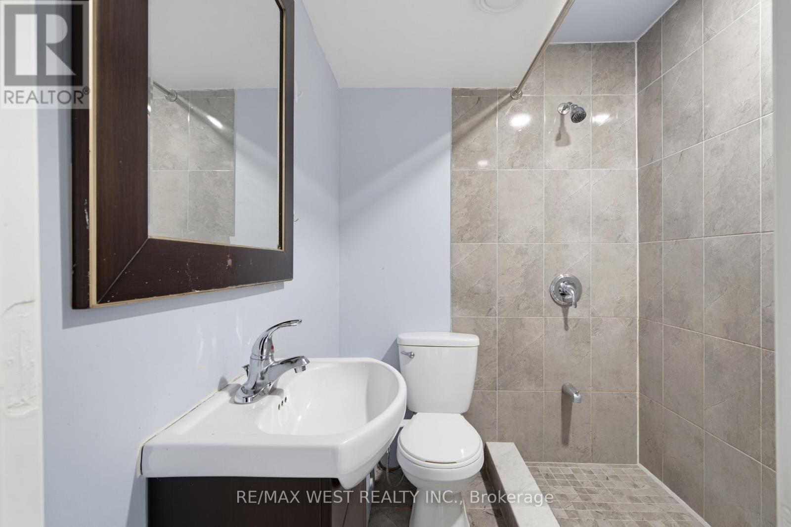 24 PRIMROSE CRESCENT - 26