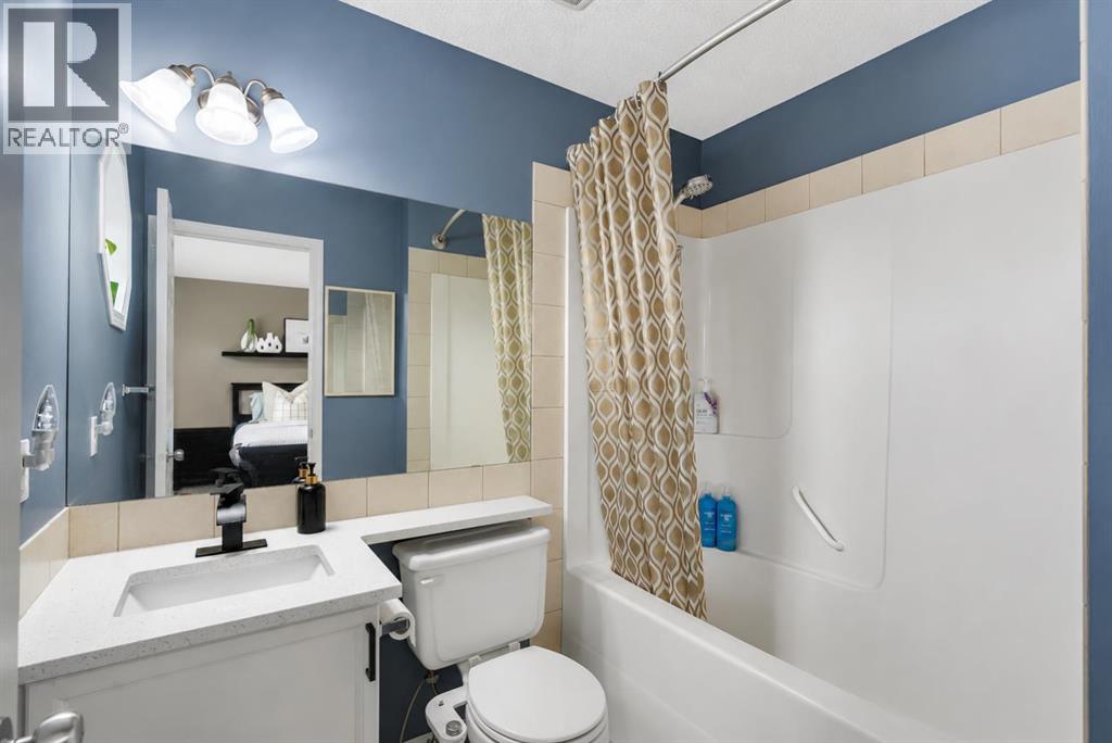 12 Copperfield Rise SE — photo 32