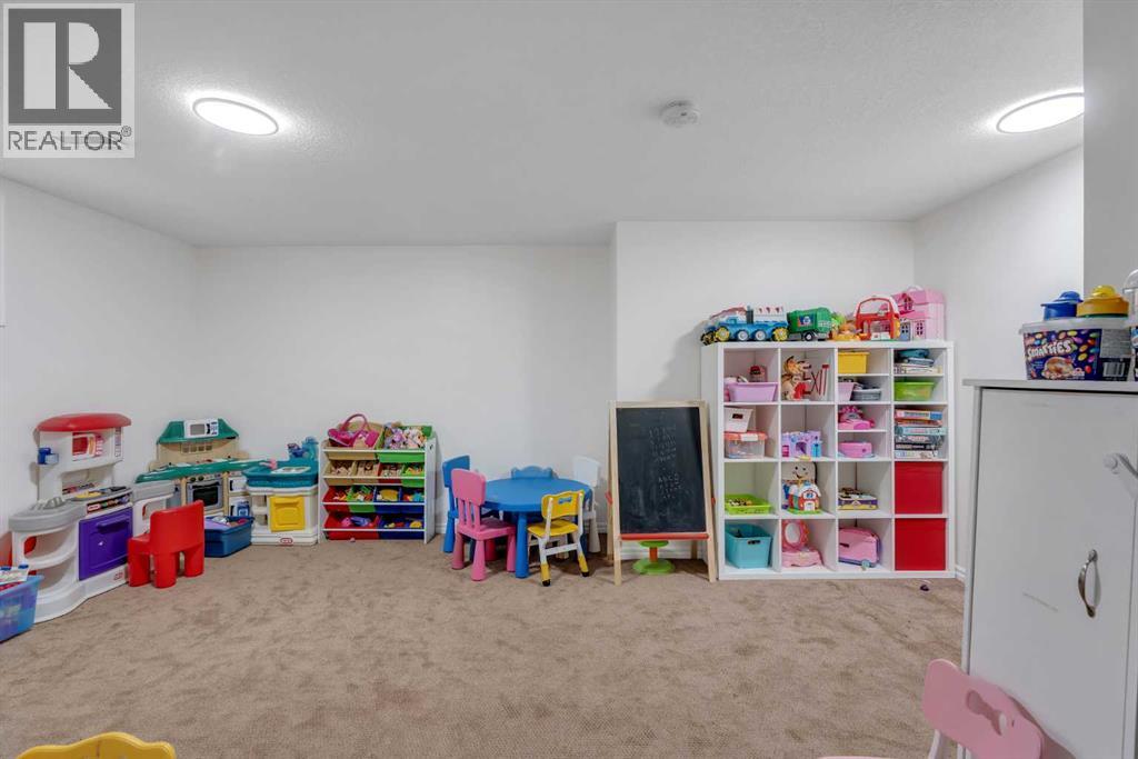 12 Copperfield Rise SE — photo 40