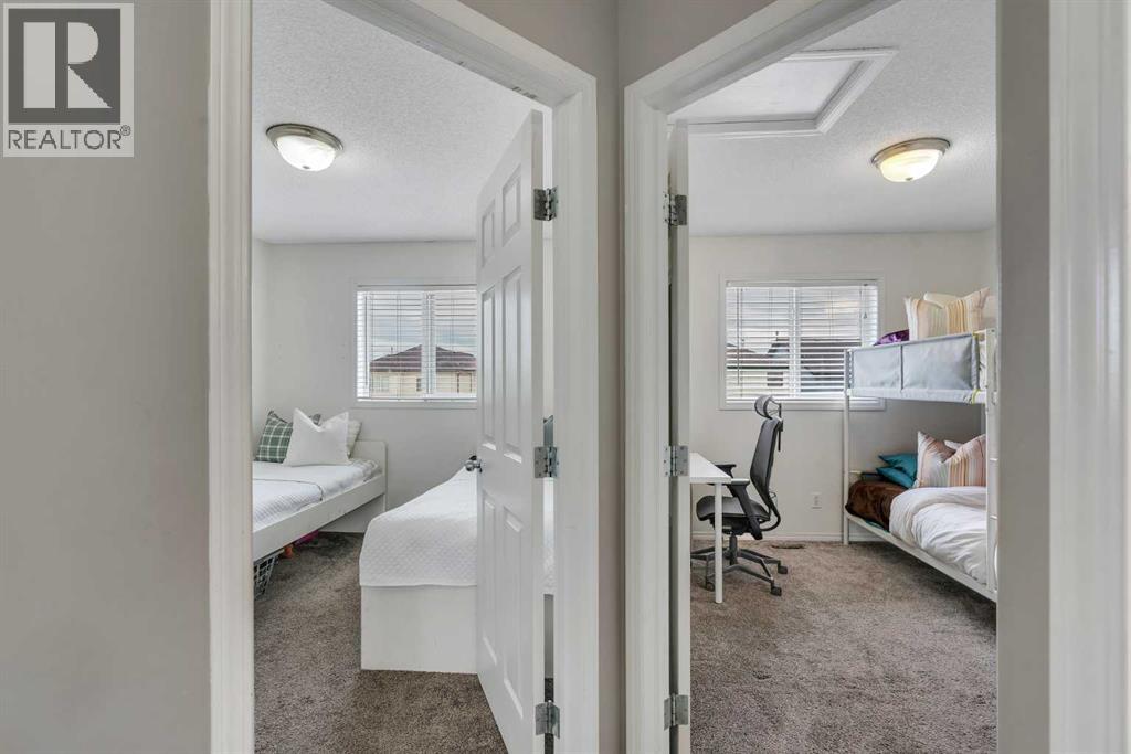 12 Copperfield Rise SE — photo 38