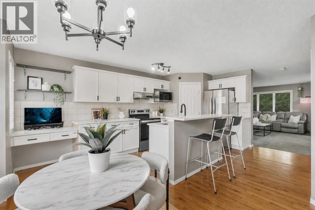 12 Copperfield Rise SE — photo 14