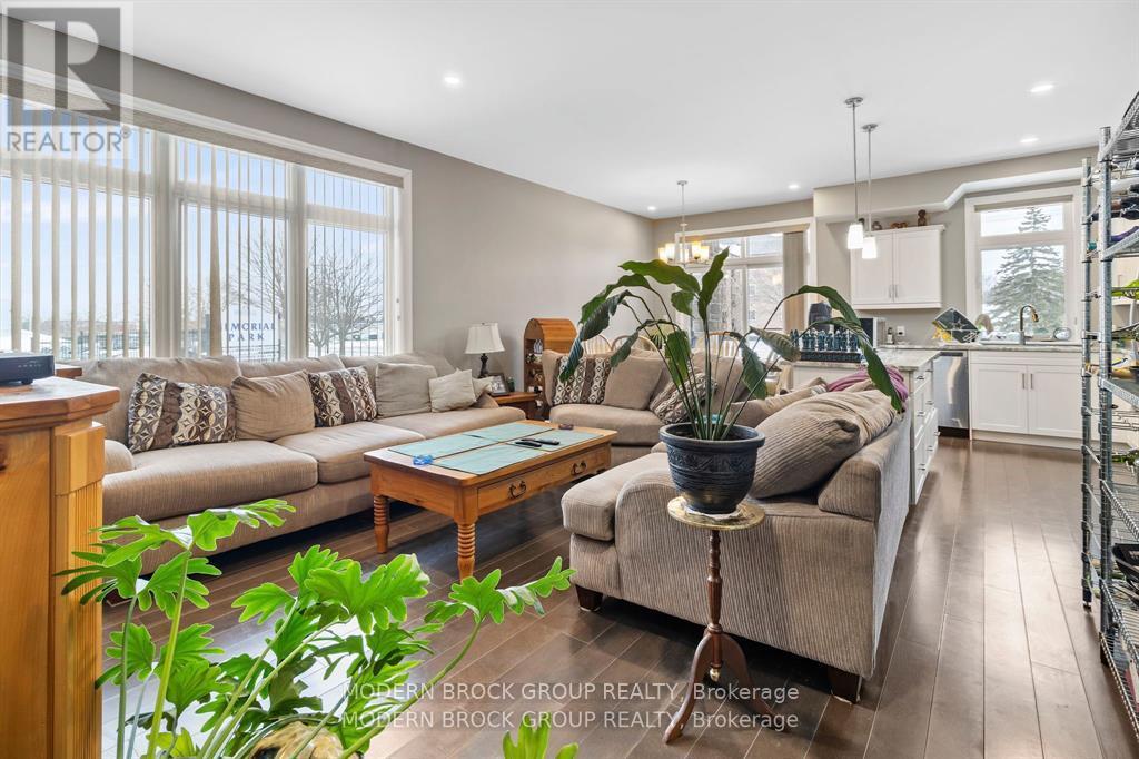 #103 1109 MILLWOOD AVENUE - 9