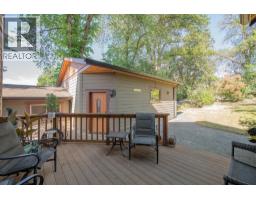 Primary Bedroom - 3604 Pleasant Valley Road, Vernon, BC V1T4L6 Photo 10