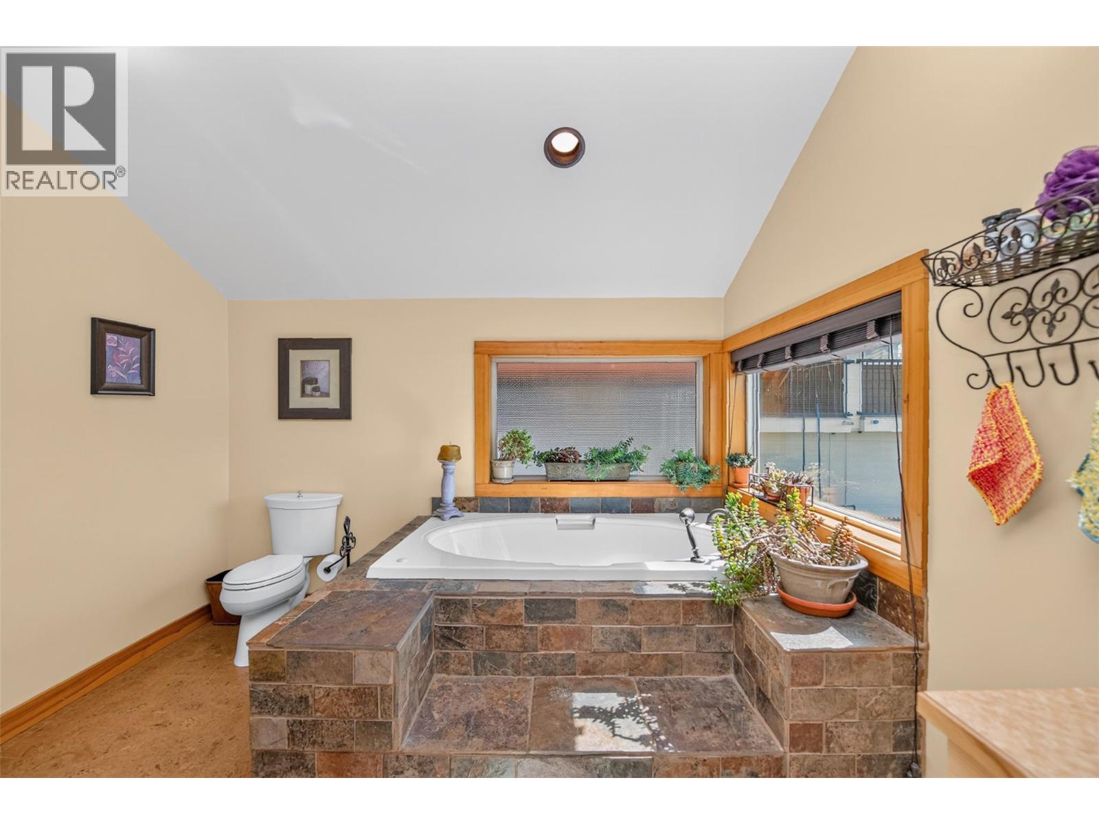 3604 Pleasant Valley Road - 46
