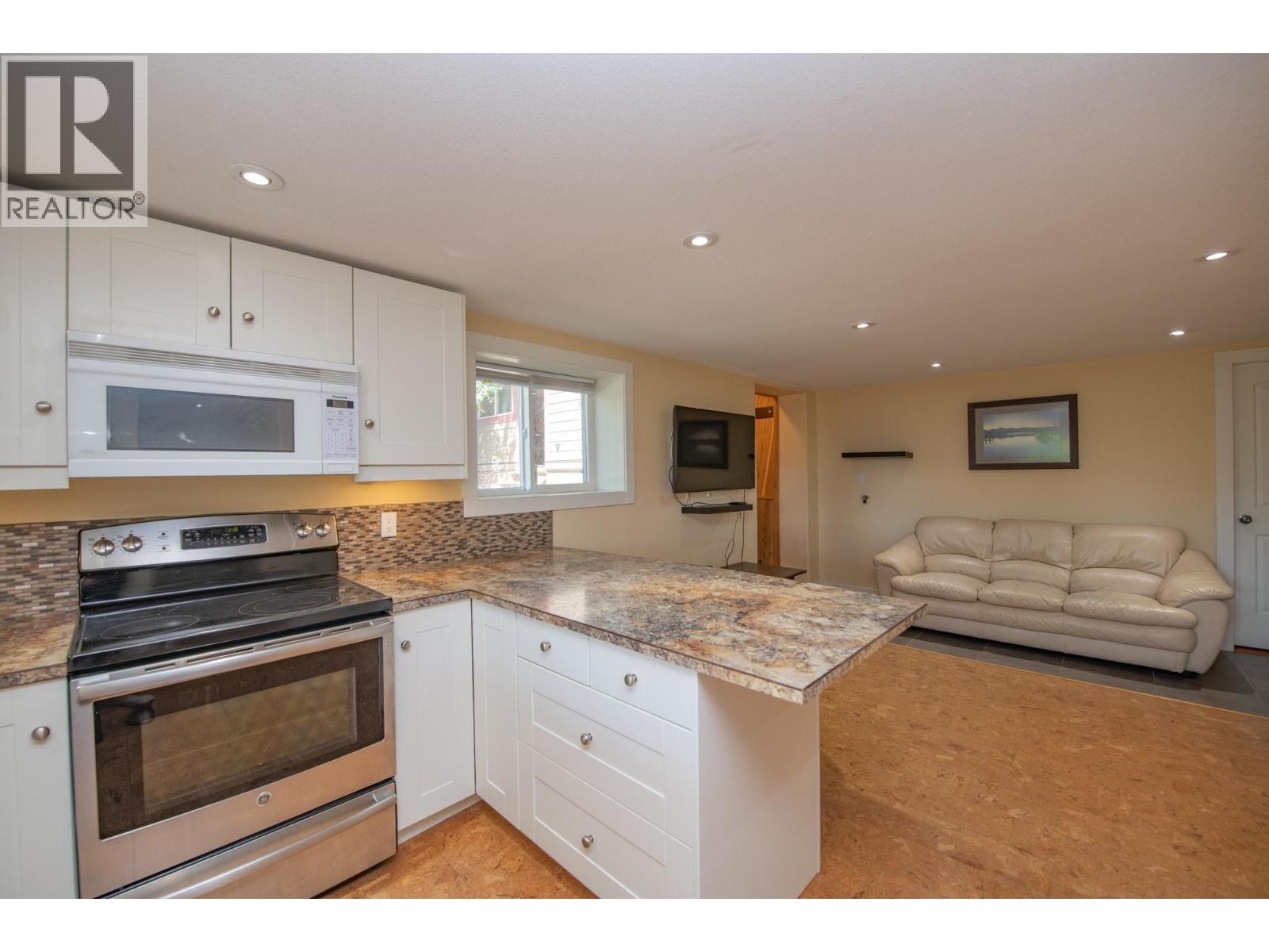 3604 Pleasant Valley Road - 68