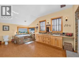 3604 Pleasant Valley Road, Vernon, BC V1T4L6 Photo 42