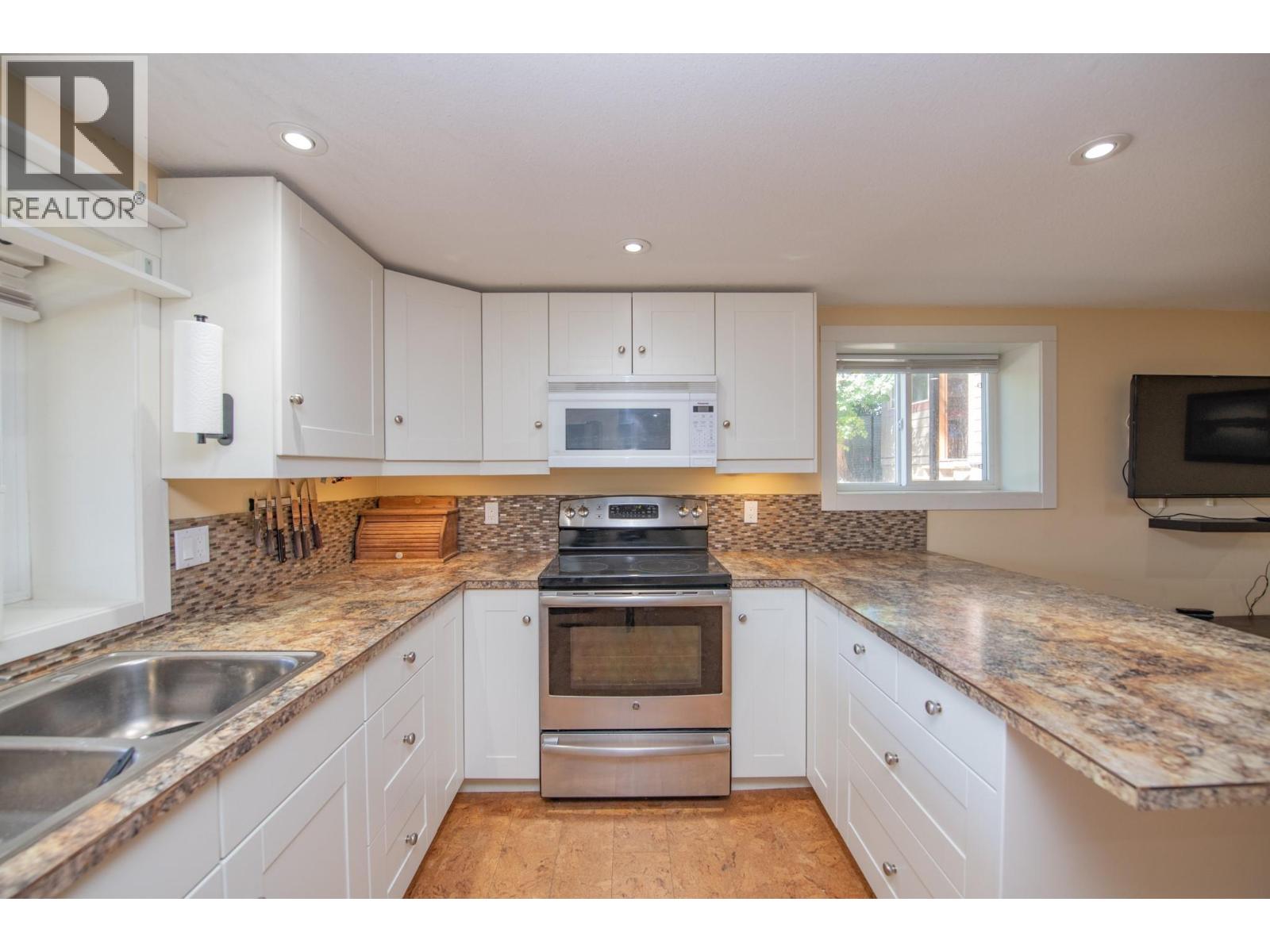 3604 Pleasant Valley Road - 66