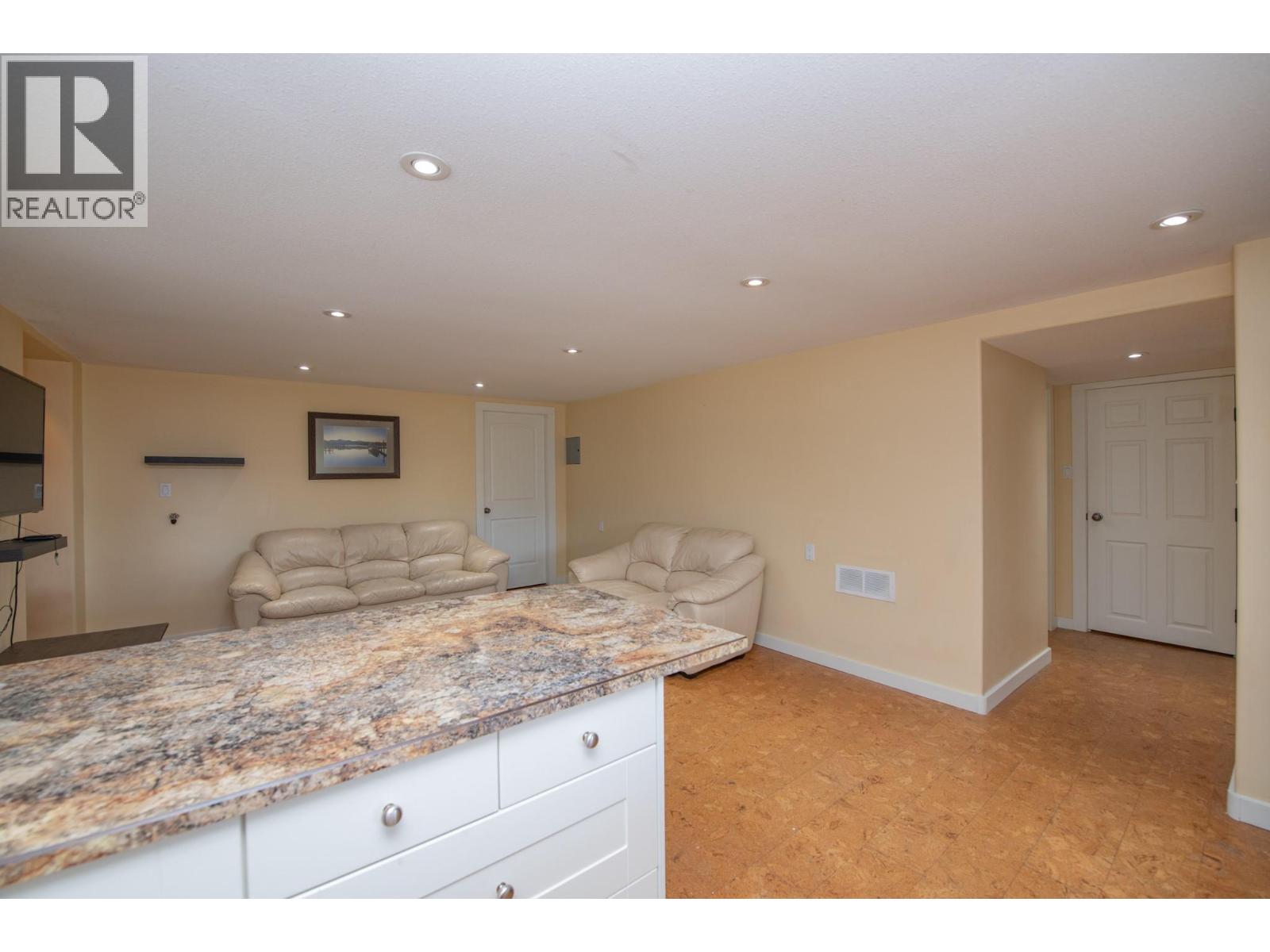 3604 Pleasant Valley Road - 69