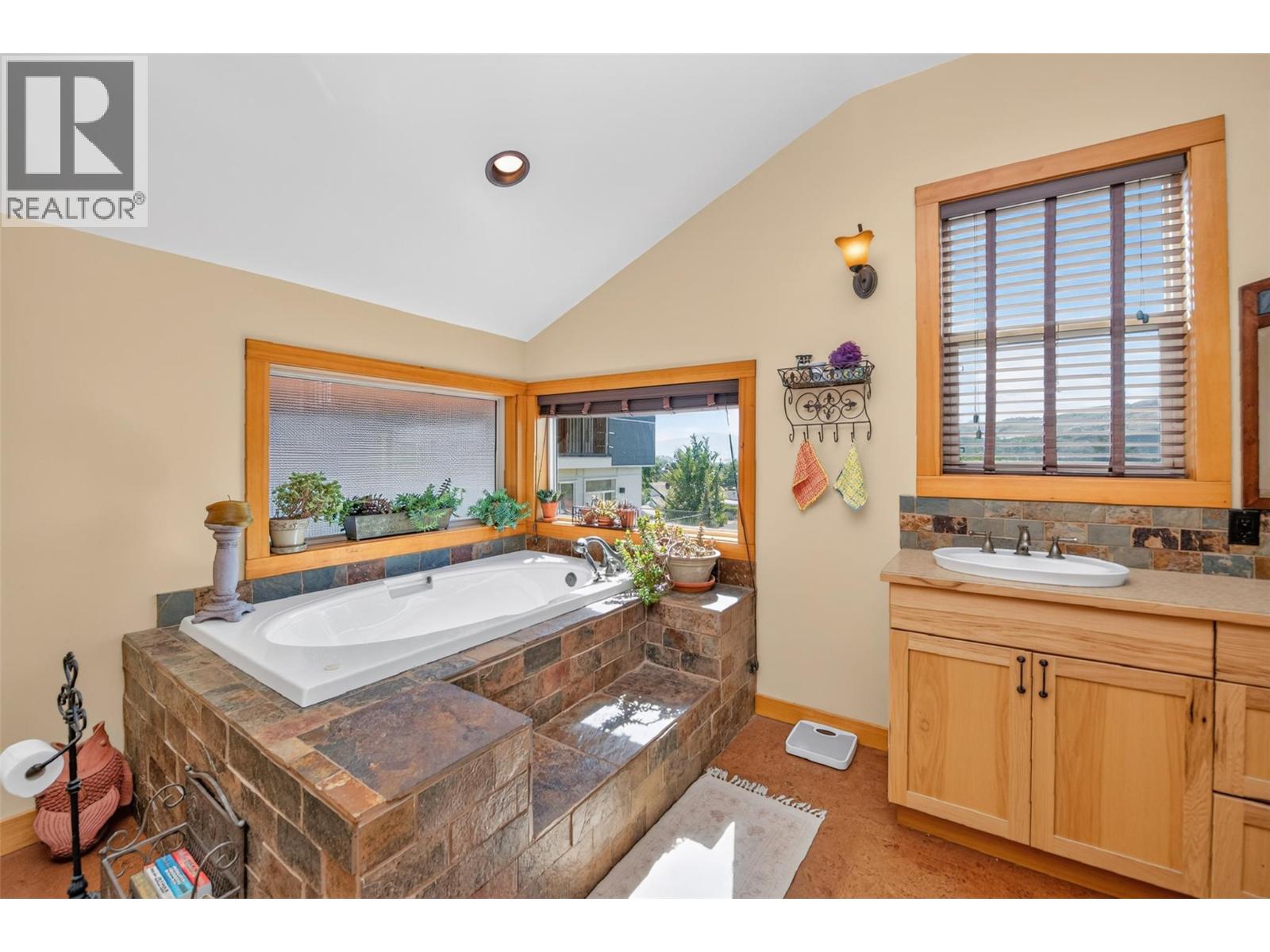 3604 Pleasant Valley Road - 45