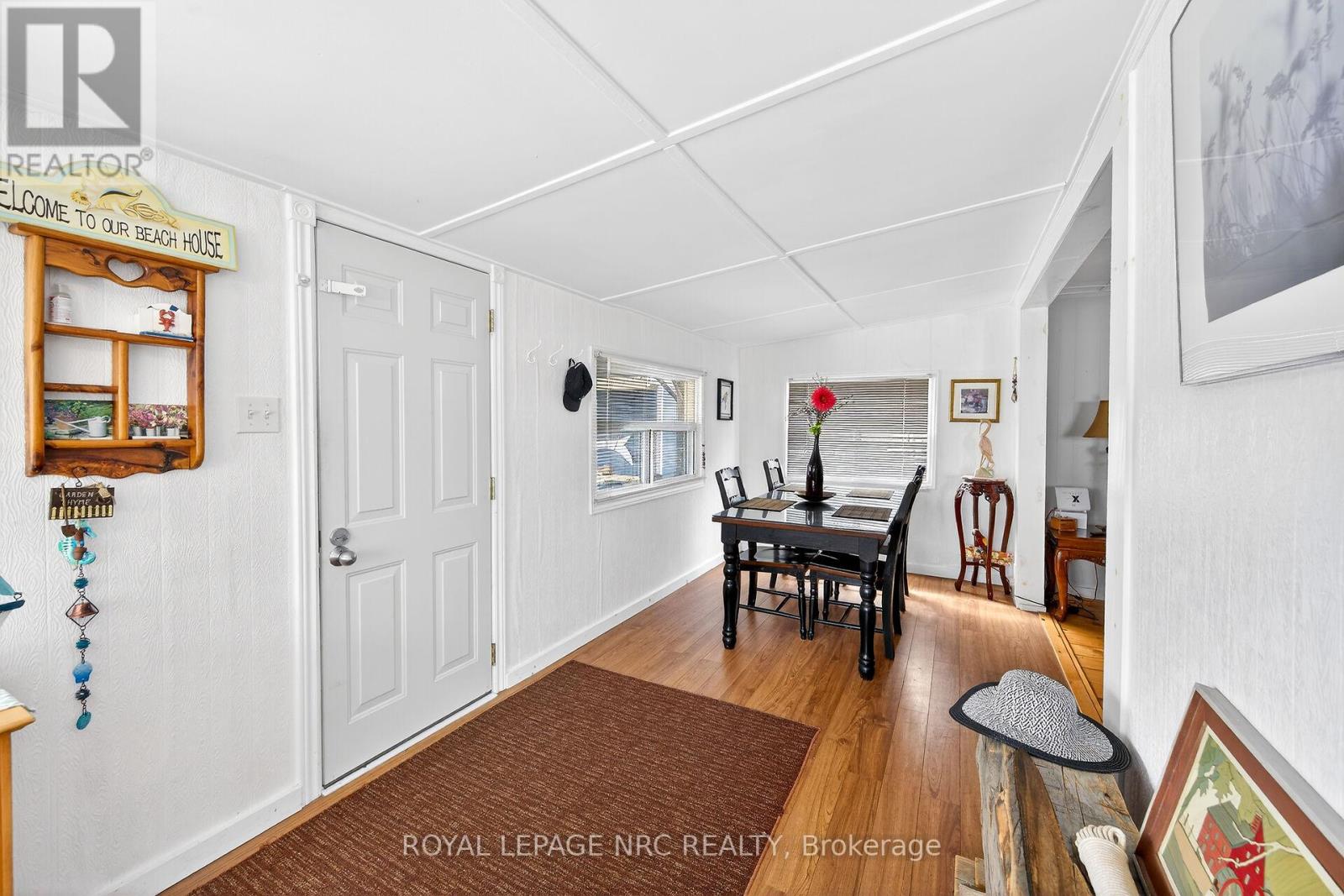 49 HEATHER LANE - 23