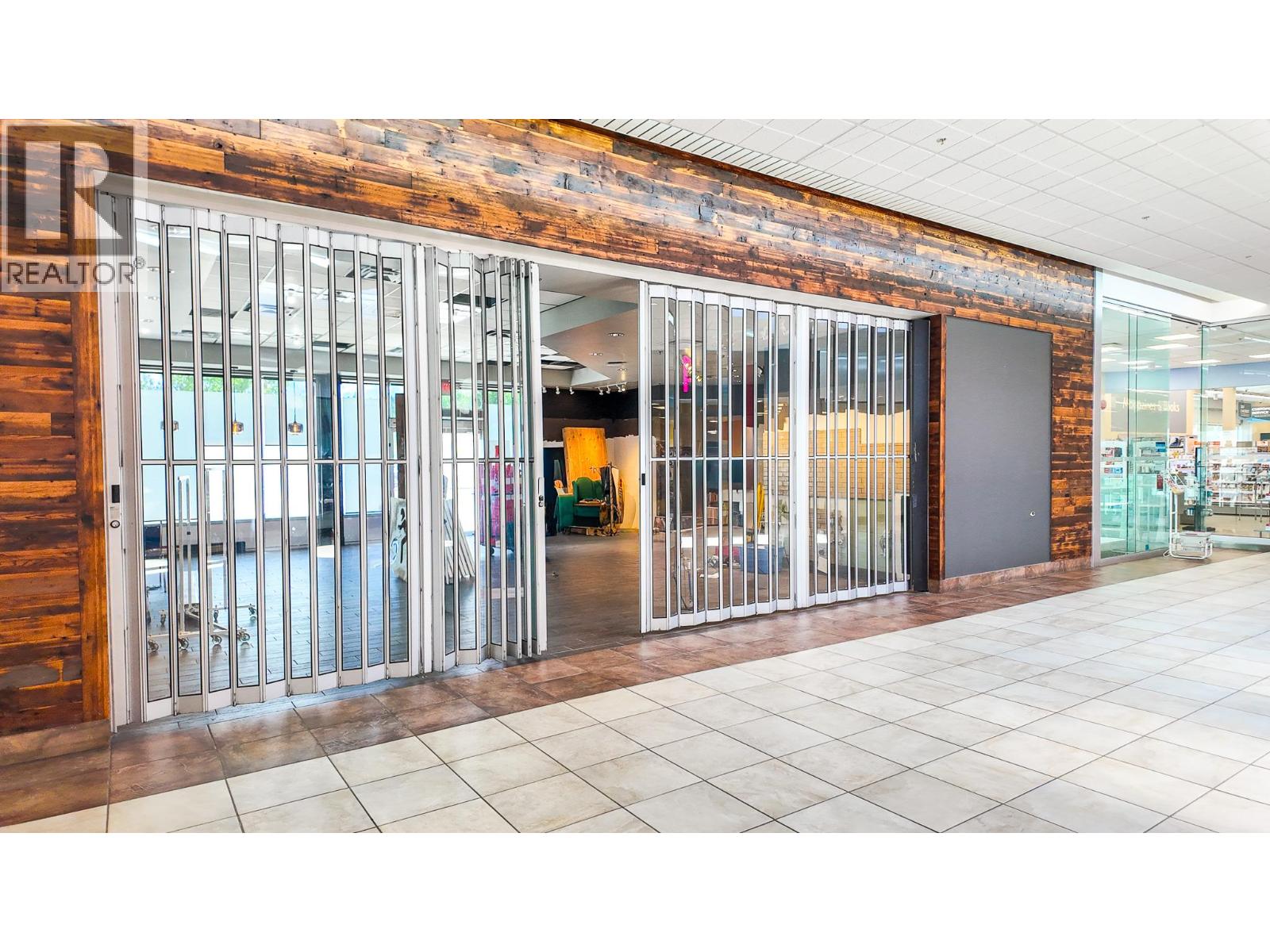 102 1151 10th Avenue Southwest, Salmon Arm