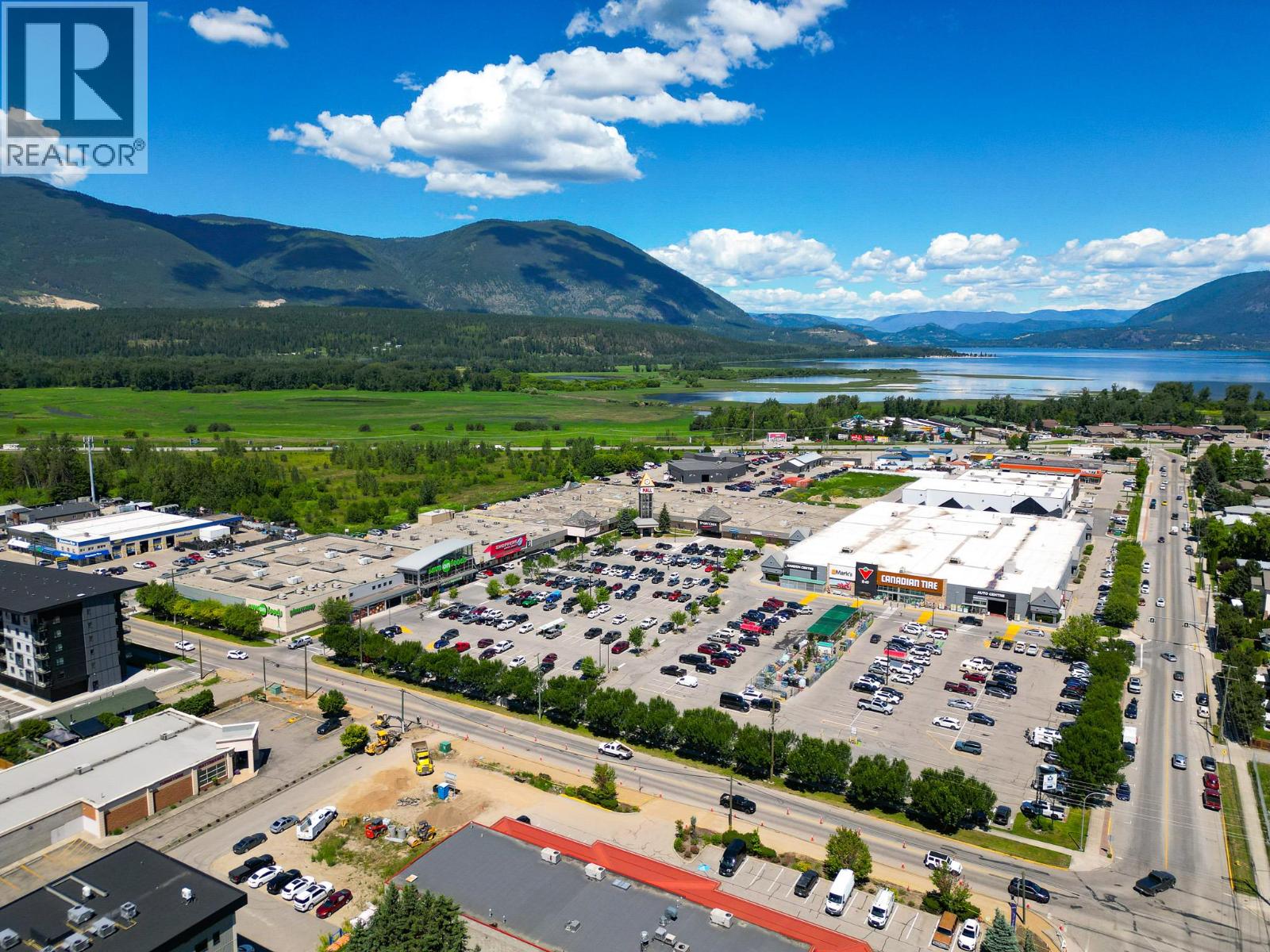 209 1151 10th Avenue Southwest, Salmon Arm