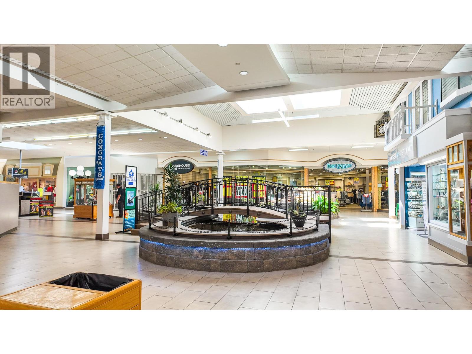195B 1151 10th Avenue Southwest, Salmon Arm