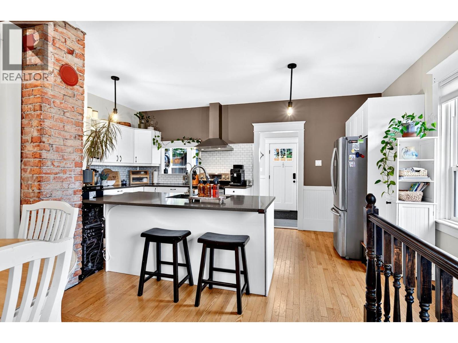 705 Dominion Street - 13