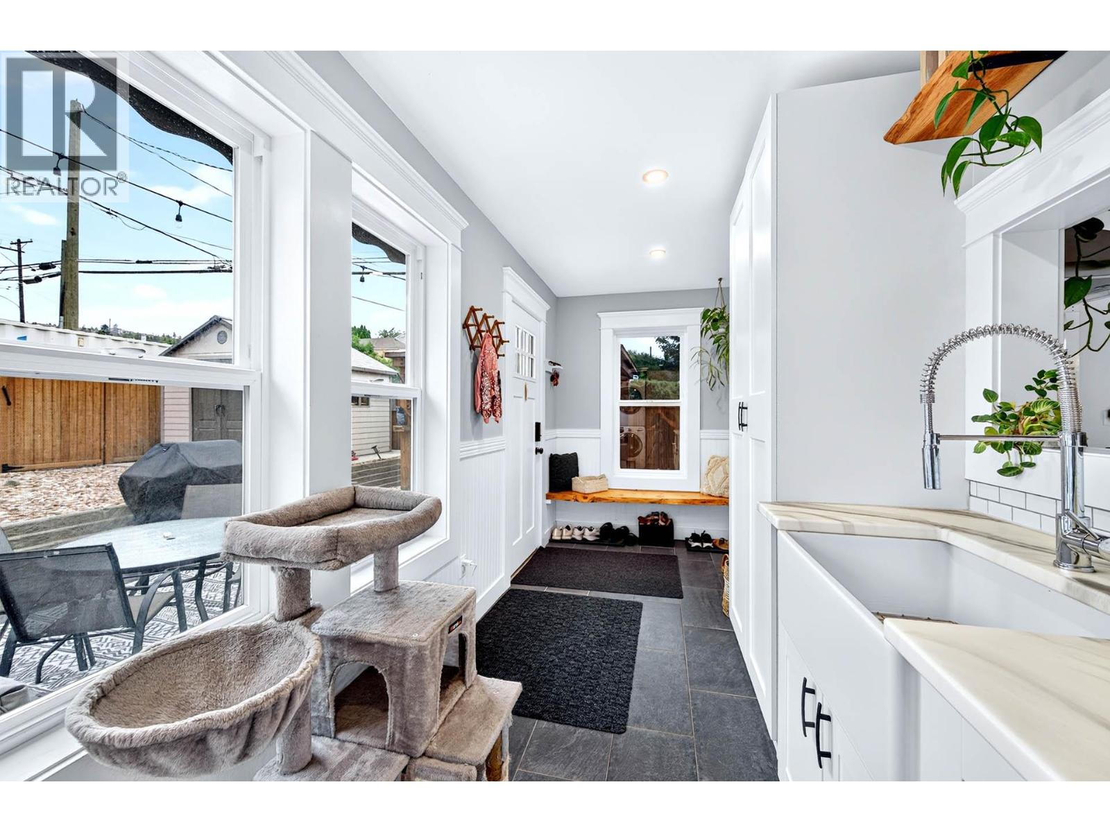 705 Dominion Street - 21