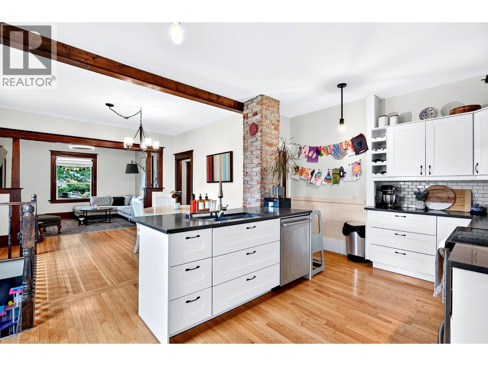 705 Dominion Street - 16
