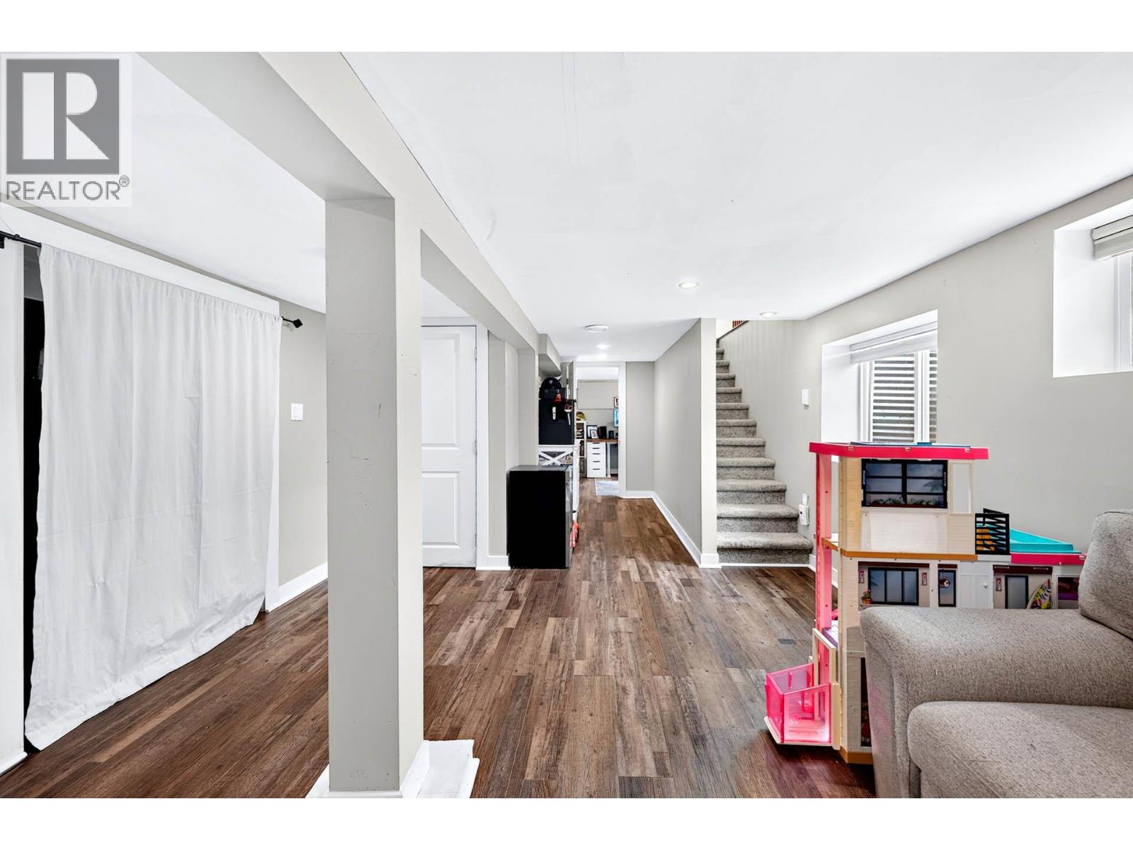 705 Dominion Street - 35