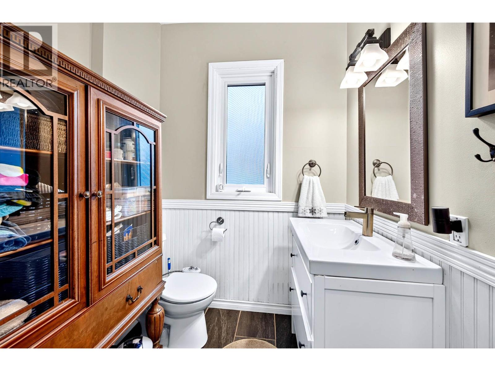705 Dominion Street - 32