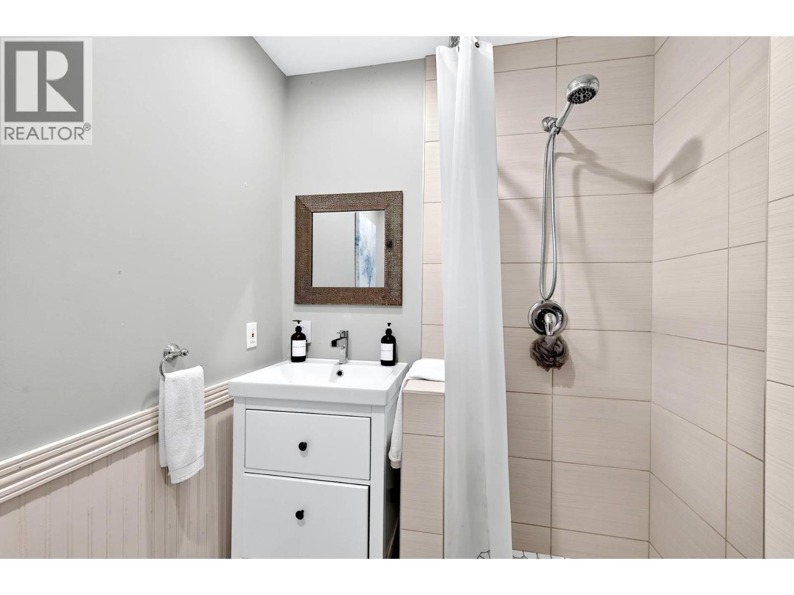 705 Dominion Street - 55