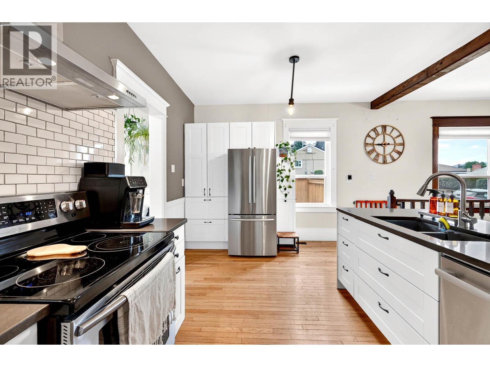 705 Dominion Street - 17