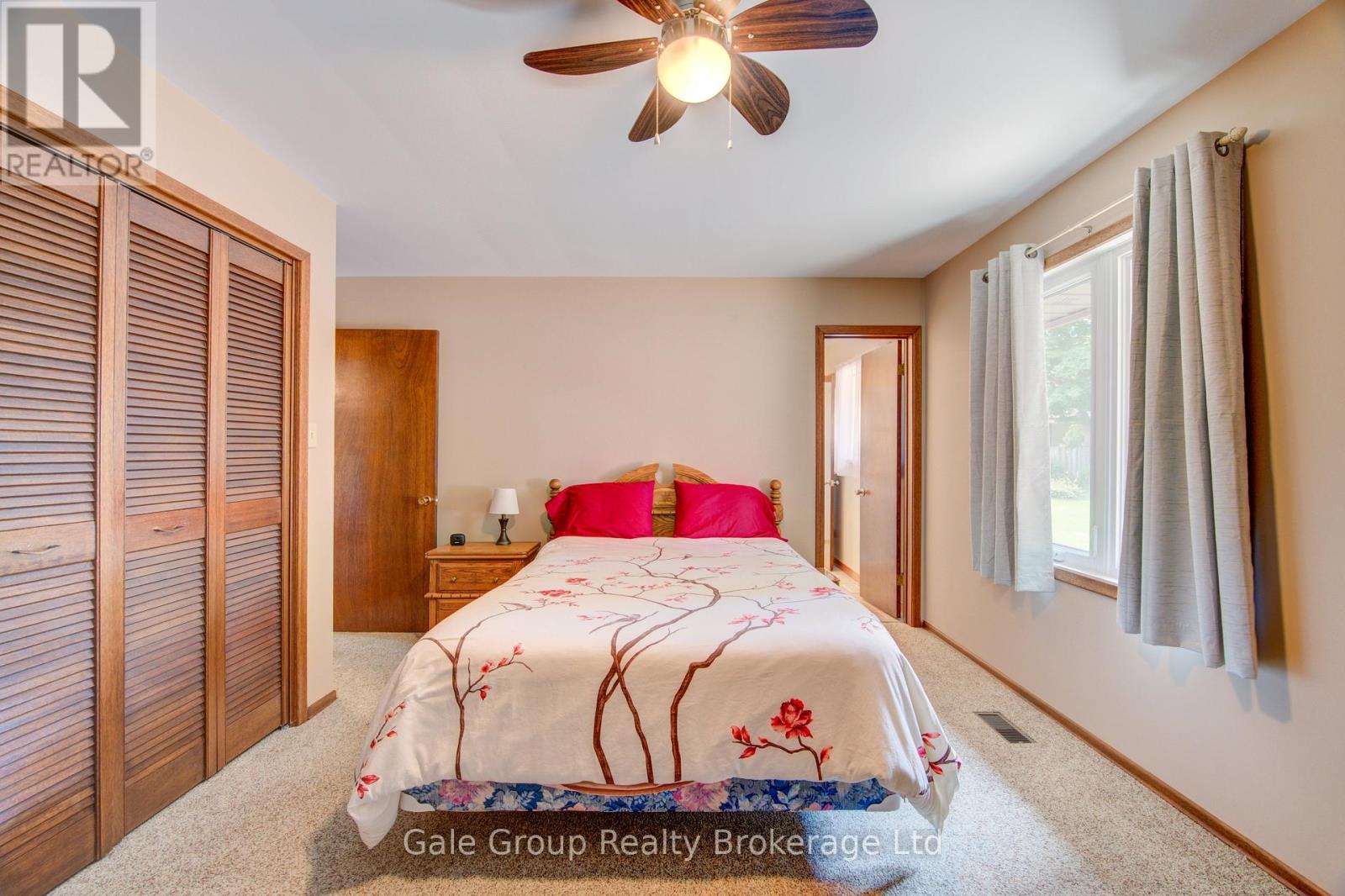 74 PINE STREET W - 24