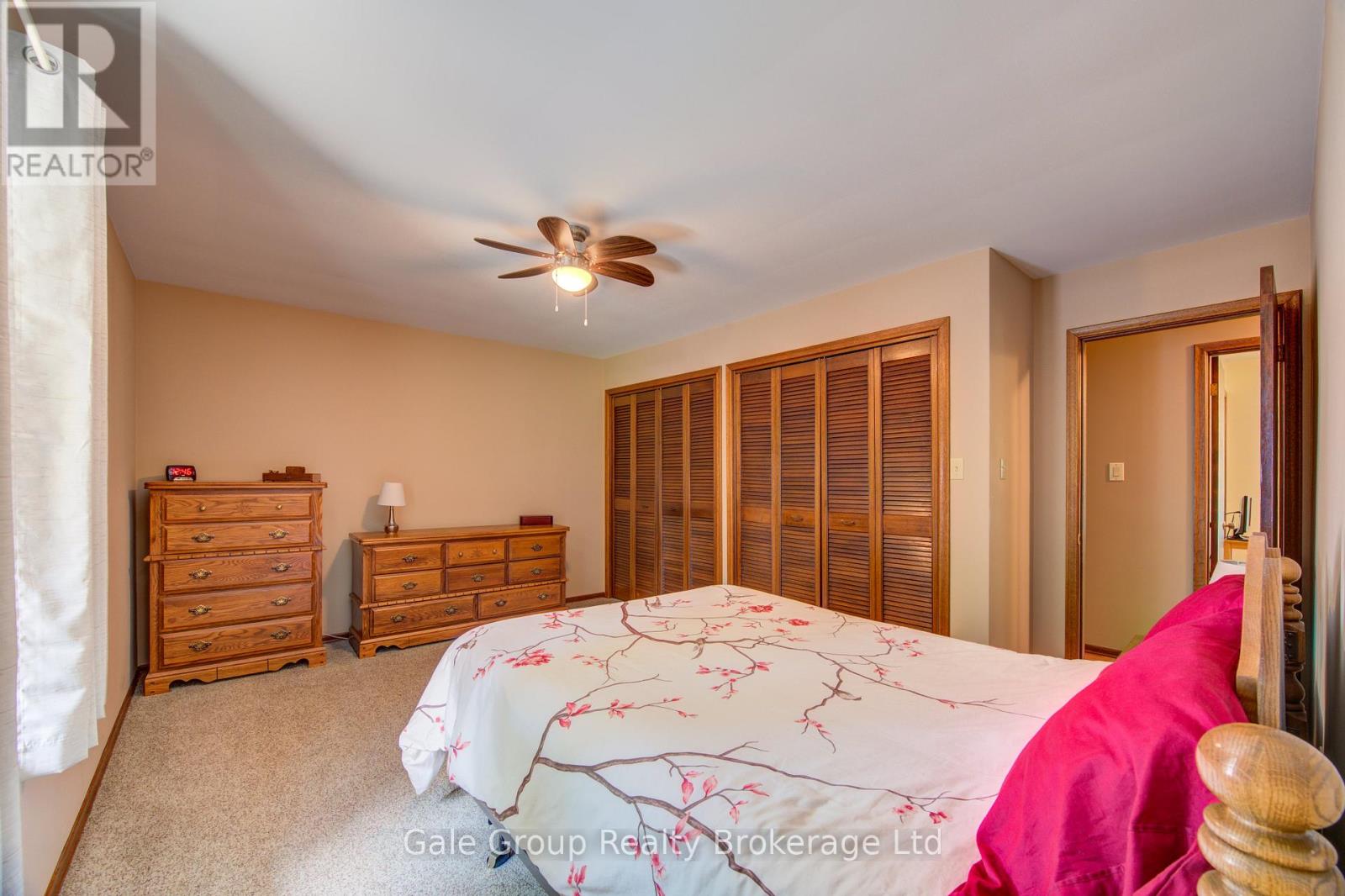 74 PINE STREET W - 25