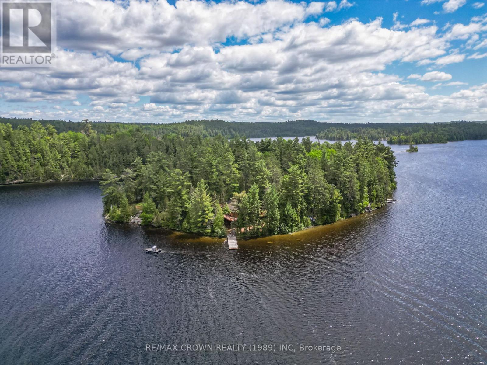 28 CASSELS LAKE C ISLAND - 48