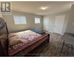 814 Golden Farmer Way, Mississauga, ON L5W1A7 Photo 22