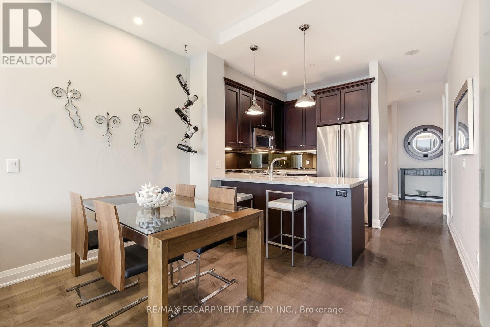 #703 11 BRONTE ROAD - 14