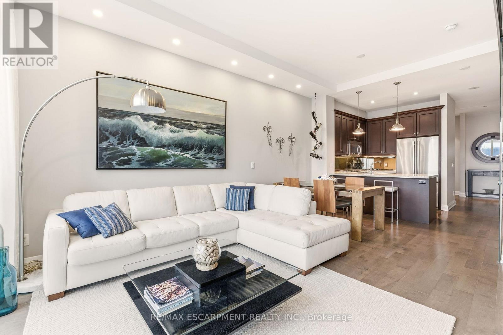 #703 11 BRONTE ROAD - 19