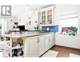 3 - 115 Roncesvalles Avenue, Toronto, ON M6R2K9 Photo 10