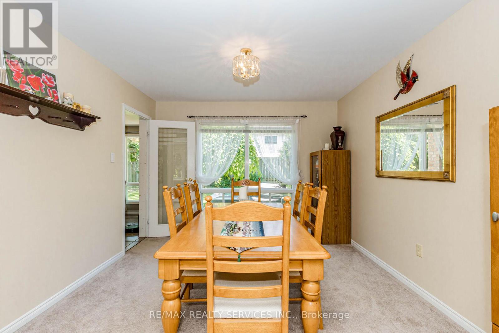 50 BARR CRESCENT - 14