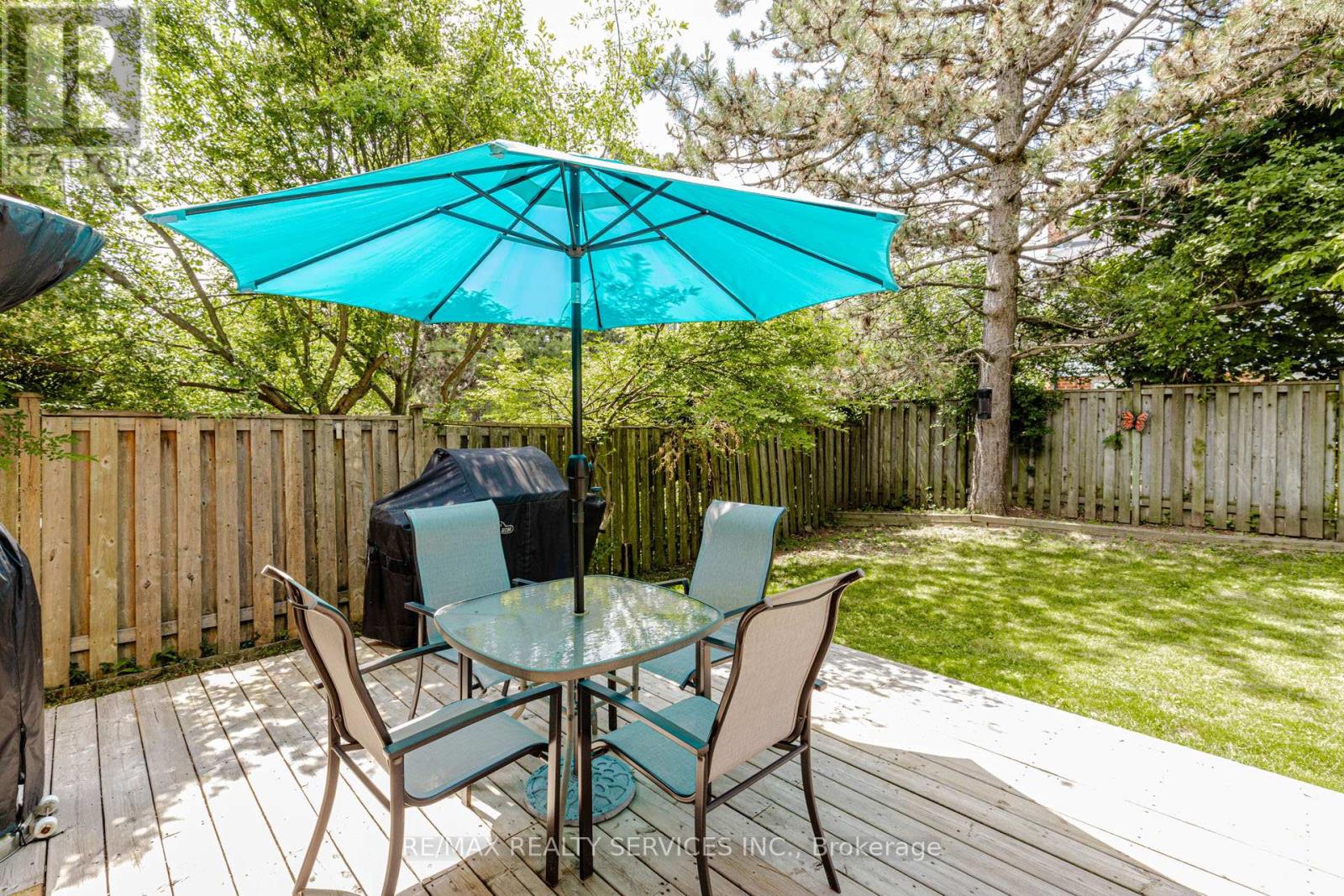 50 BARR CRESCENT - 29