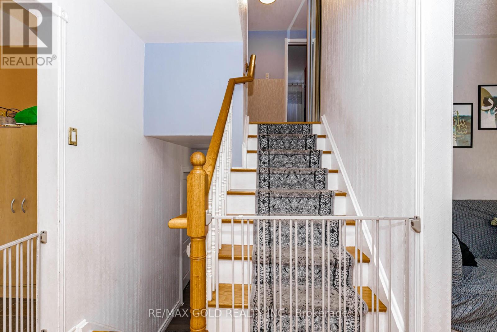 31 GONDOLA CRESCENT - 24