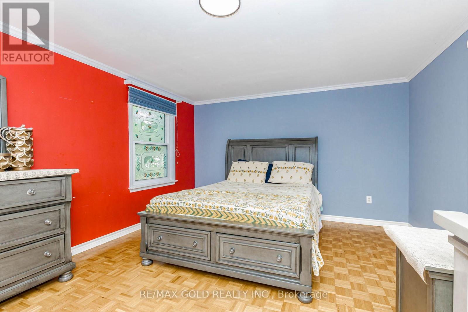 31 GONDOLA CRESCENT - 25