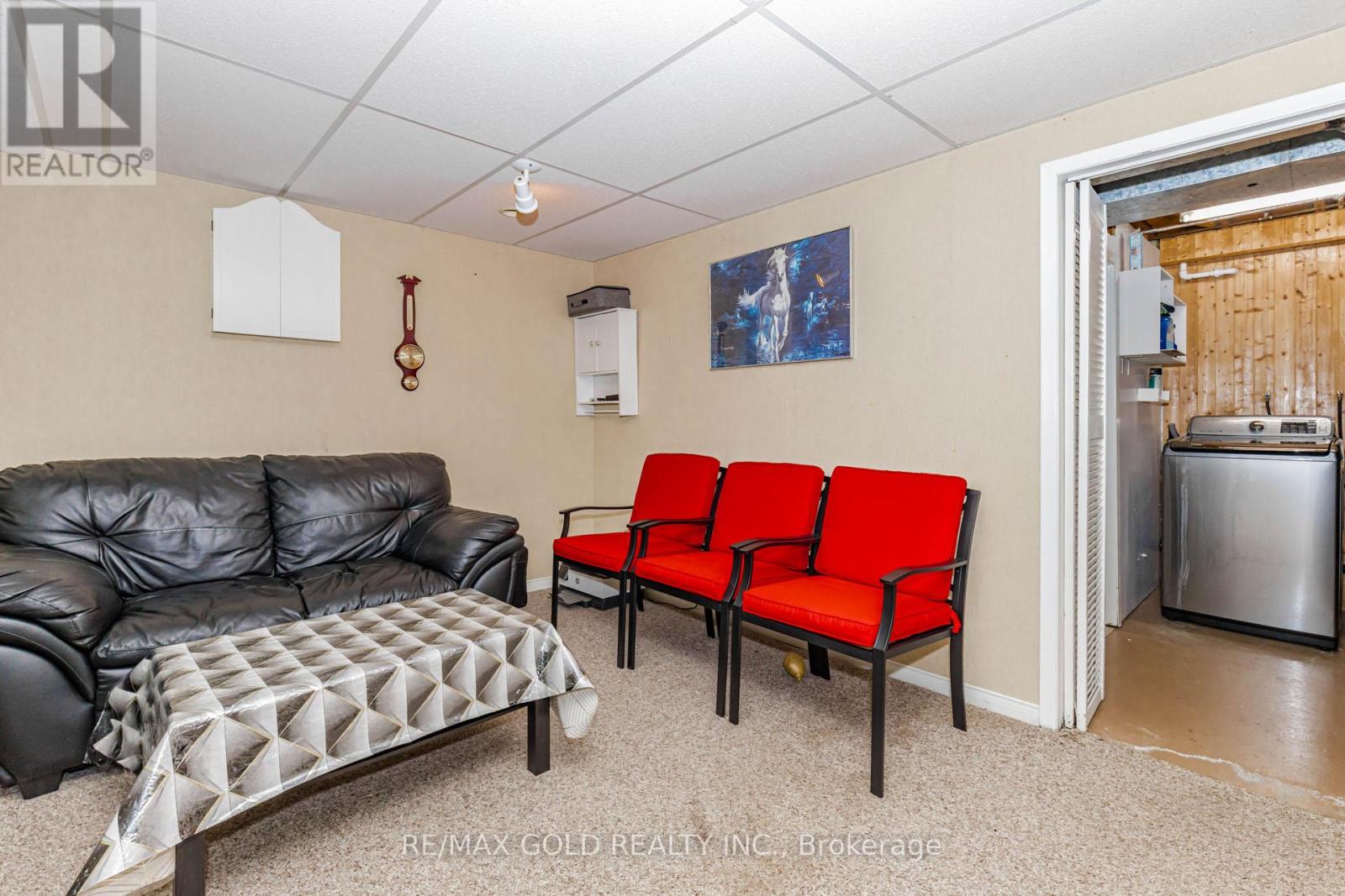 31 GONDOLA CRESCENT - 44