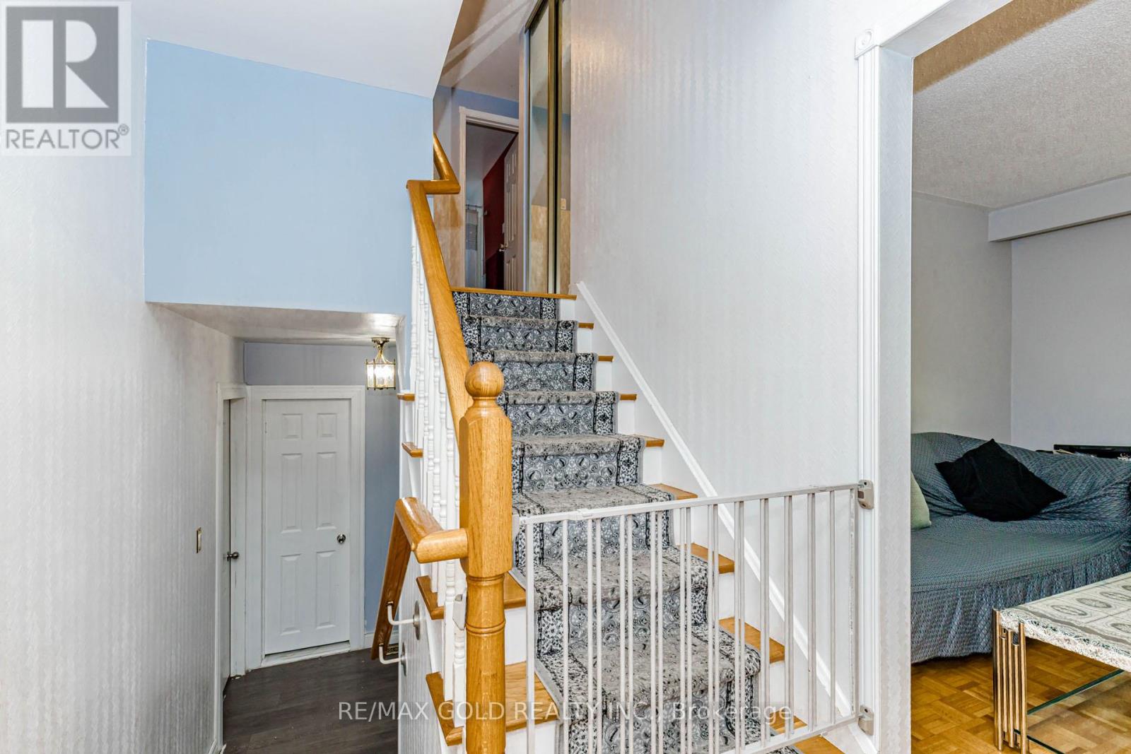 31 GONDOLA CRESCENT - 8