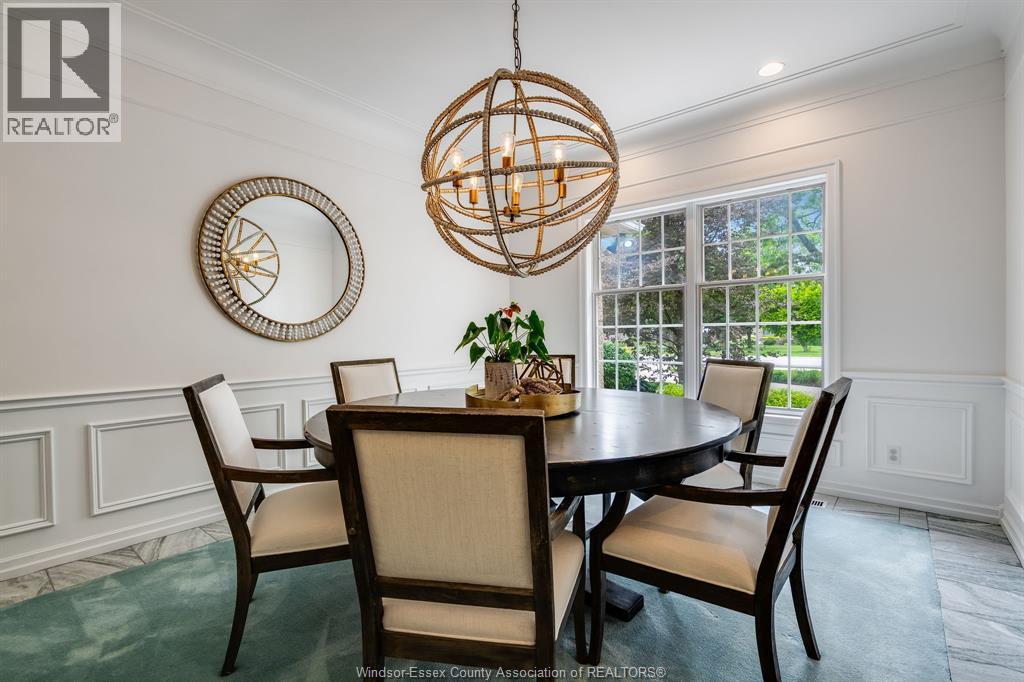 323 TALBOT STREET South - 28