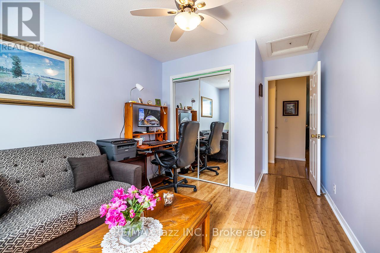 27 WAVERLEY ROAD - 24