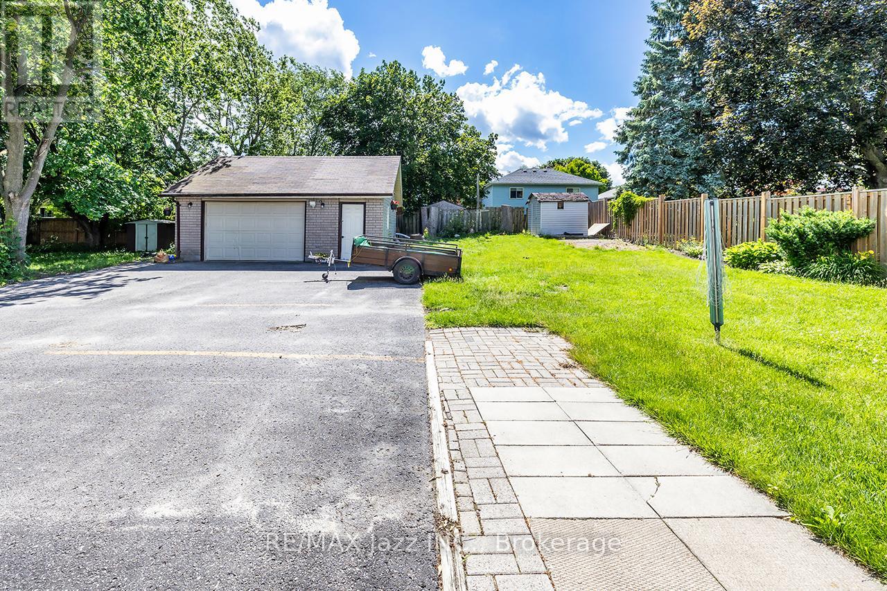 27 WAVERLEY ROAD - 4