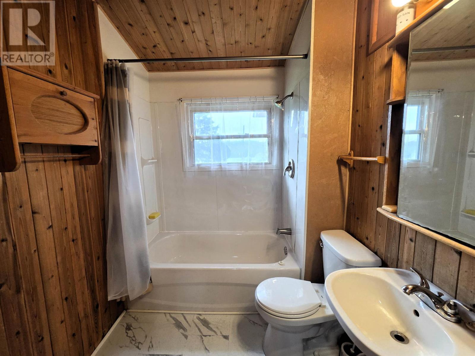 4576 Highway 17 - 21