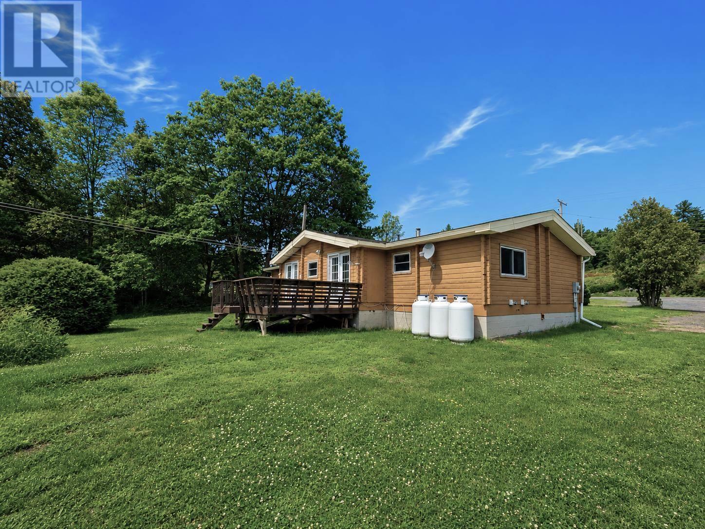 4576 Highway 17 - 35
