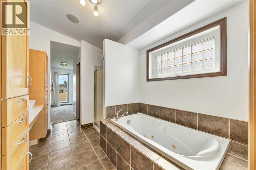 6105 24 Street — photo 17
