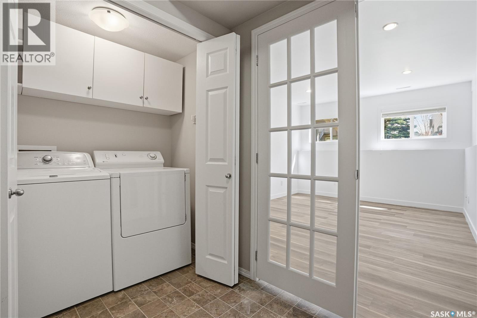 #105 615 Stensrud ROAD - 33