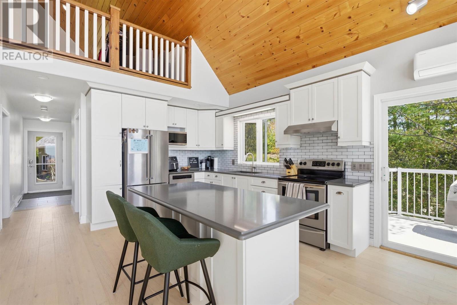 23 Kennedy RD - 10