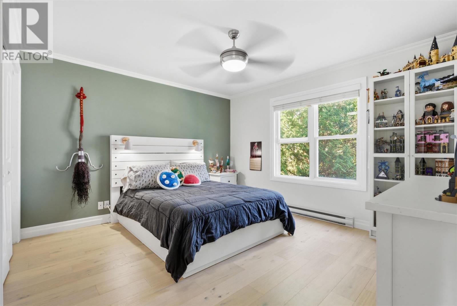 23 Kennedy RD - 21