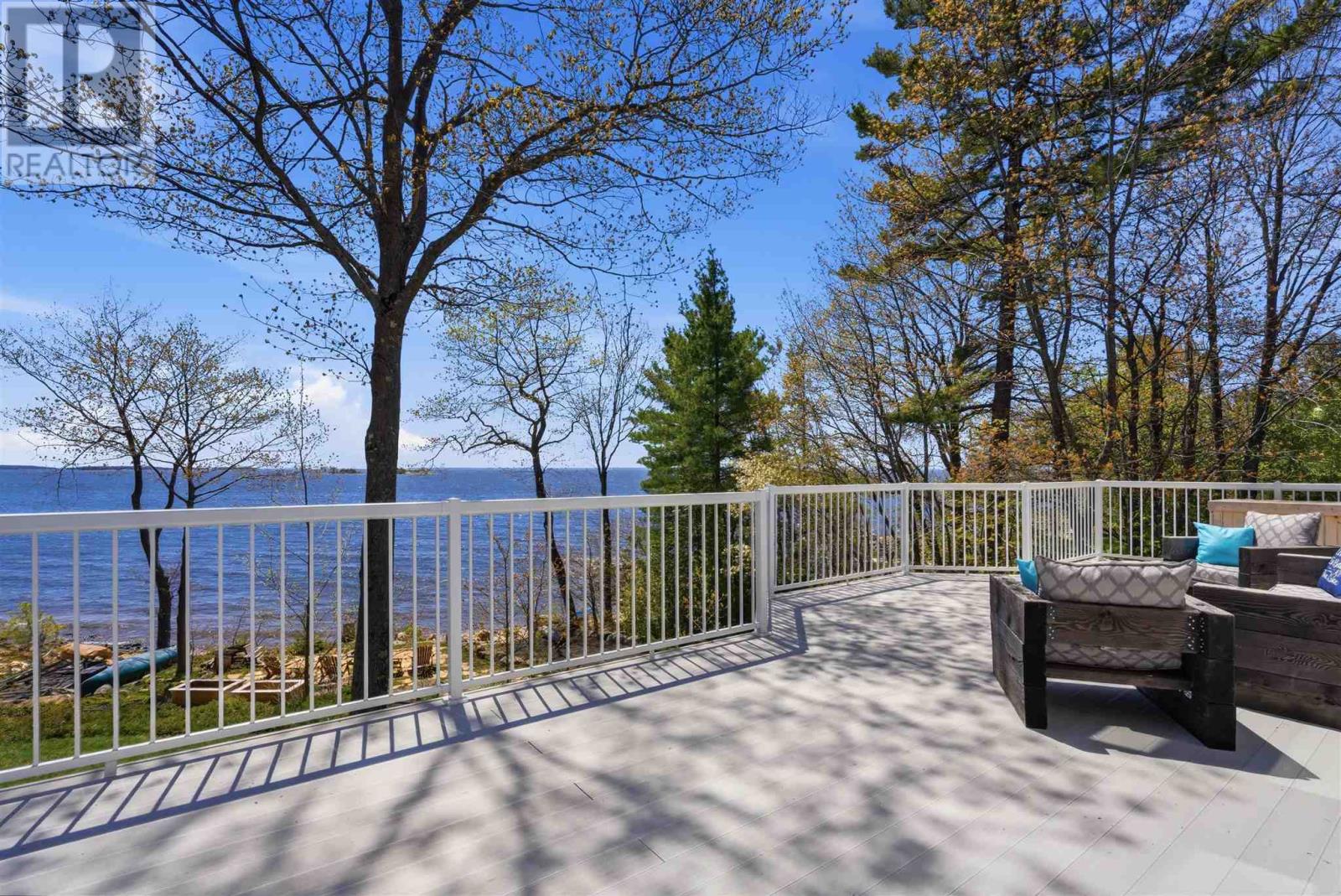 23 Kennedy RD - 35