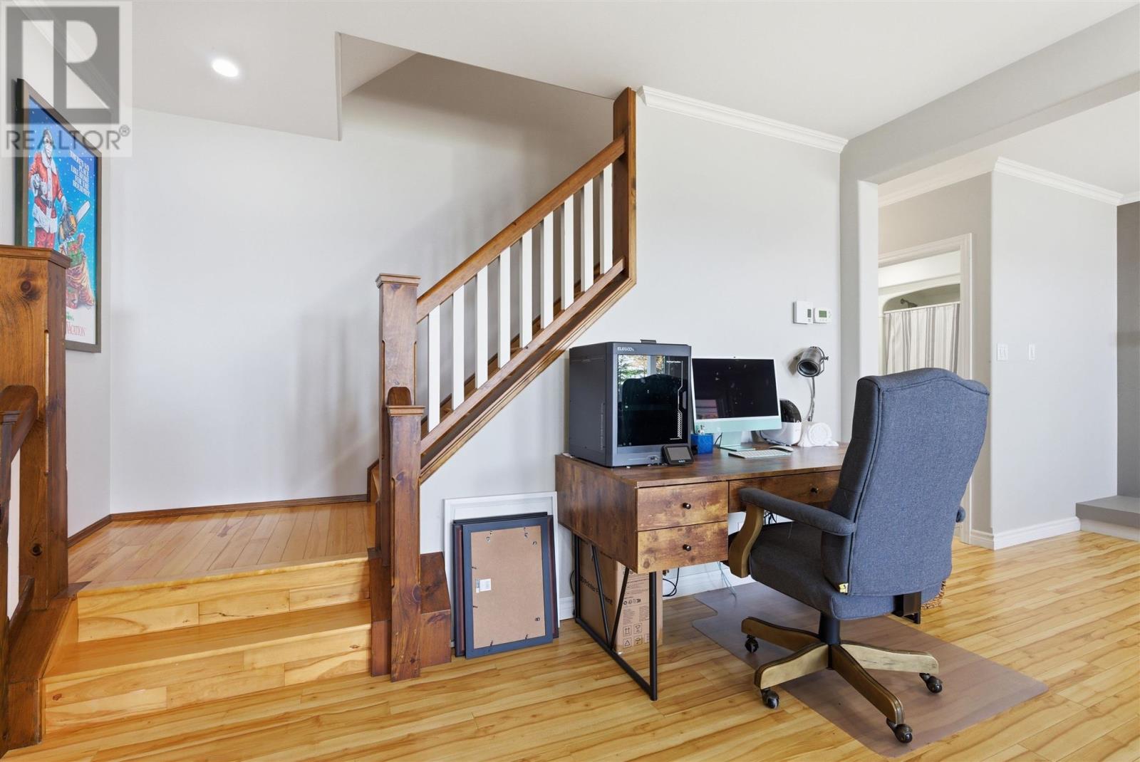 23 Kennedy RD - 27