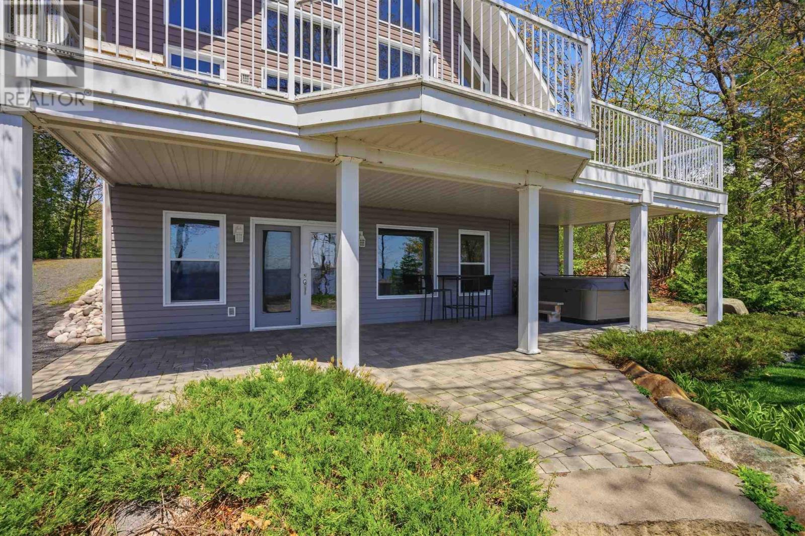 23 Kennedy RD - 33